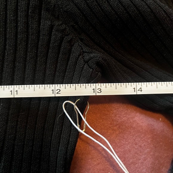 NWT Forever21 Long Sleeve Crop Top - Picture 7 of 9